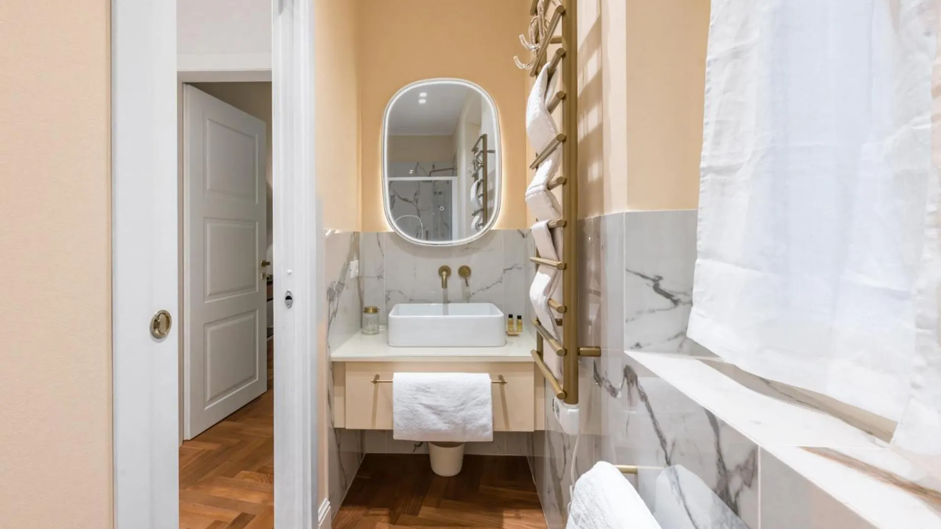 Apartments Florence - Golden Grove Apartment 3Bd
